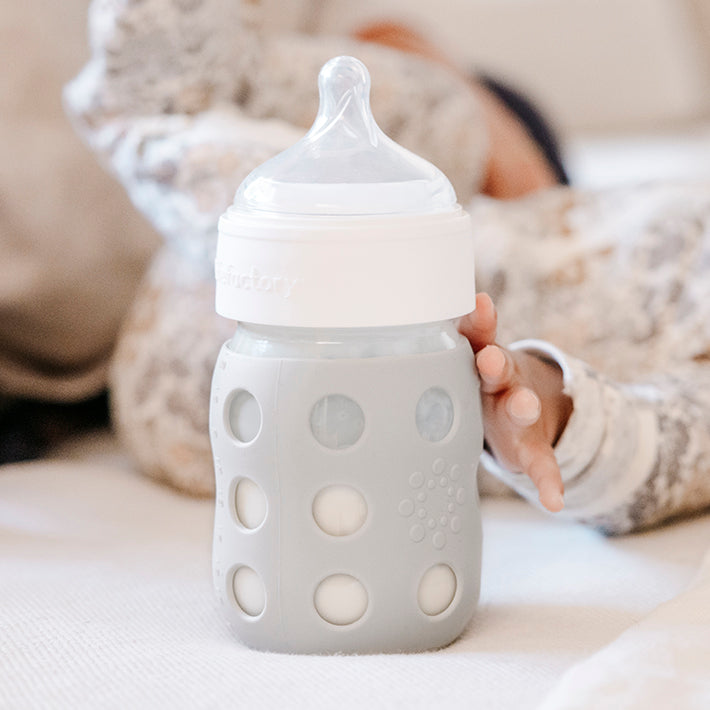 Mom and Baby Scene 8oz Glass Baby Bottle with Stage 2 Nipple Stone Grey